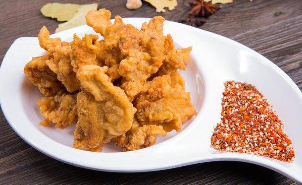 家常美味，妈妈酥肉的制作秘诀与营养解析