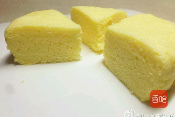 电饭锅版蛋糕，轻松做出松软美味！