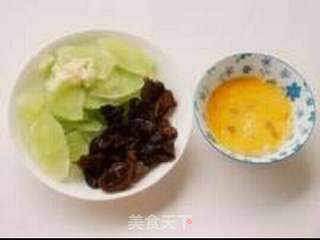 木耳鸡蛋莴笋做法