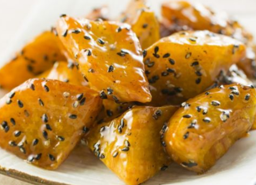 地瓜皮炒鸡蛋，家常美食的全新尝试