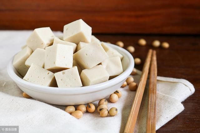 油煎豆腐治咳嗽，家常美食中的止咳良方