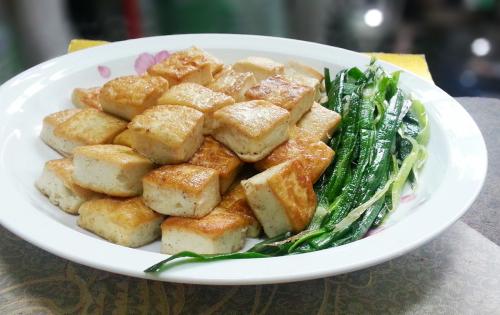 清草豆腐，绿色美食的魅力与家常做法