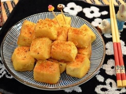 油炸豆腐蒸鱼，家常美食中的营养与美味