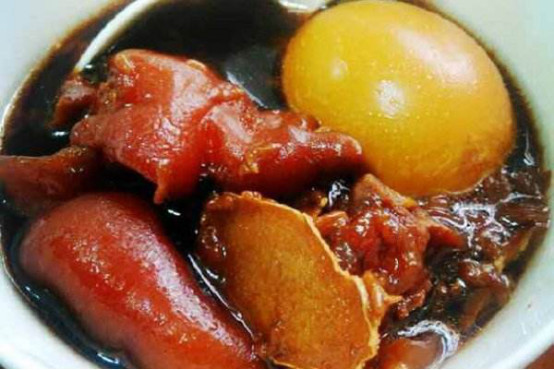 豆腐丁炖肉沫，家常美食的温暖味道