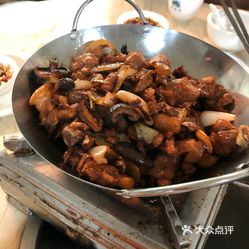 田螺面的魅力，鲜香四溢，家常美食新体验