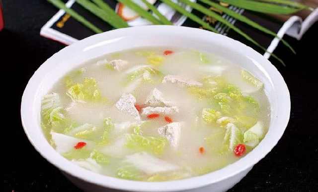 大块肉炖豆腐，家常美食的醇香诱惑
