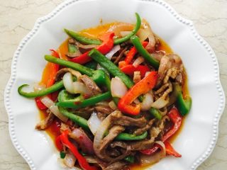 炒素青椒，清新爽口的家常美味，简单做法大揭秘！