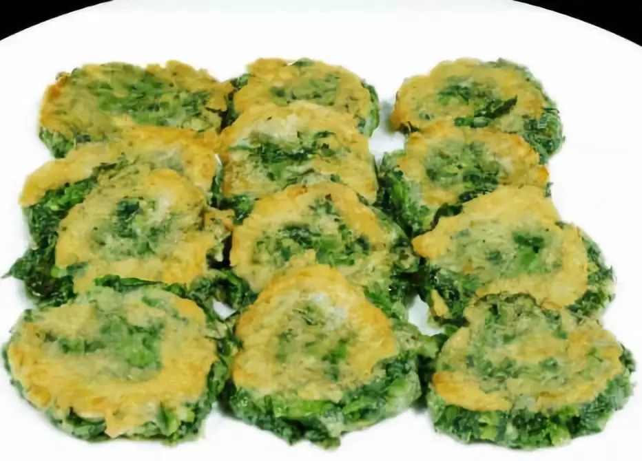 菠菜鸡蛋馅包子，营养美味，家常早餐新选择