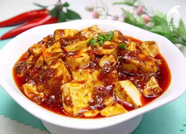 印味麻辣豆腐，家常美食的别样风味体验