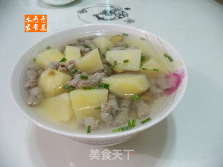 苹果土豆煲汤的做法