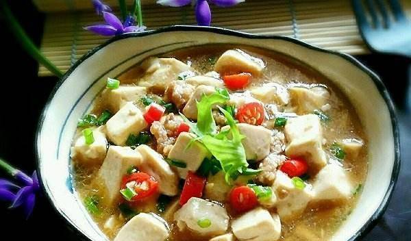 保定炖油炸豆腐，传统美食的魅力与家常做法解析