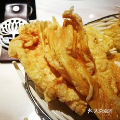 厦门美食探秘，香酥可口，揭秘炸豆腐的独特魅力