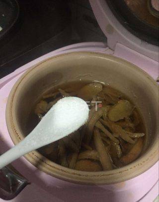 墨鱼瘦肉汤的做法大全