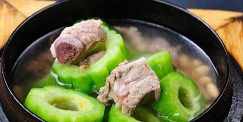 仙桃排骨烧老黄瓜的做法
