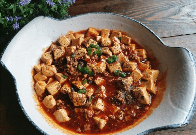 郑州味道解码，麻辣豆腐的独特魅力与家常做法
