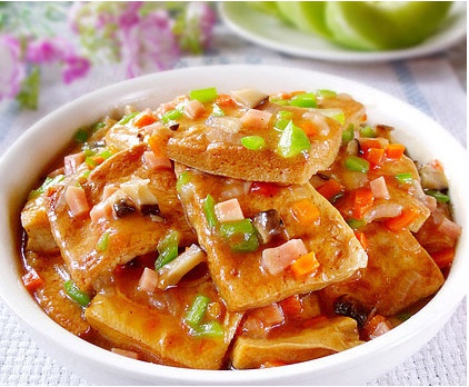 红烧藕夹，传统美食的魅力与家常做法解析