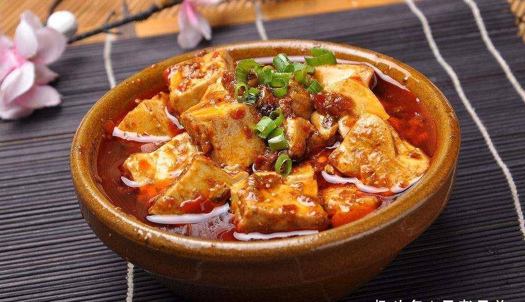 豆腐年糕最正宗，传统美食的传承与创新