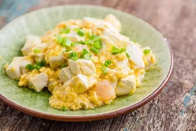 清蒸豆腐虾鸡蛋，营养美味的三合一佳肴