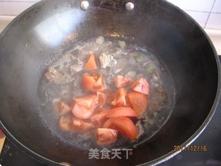 西红柿炖羊肉，暖身滋补的美味佳肴