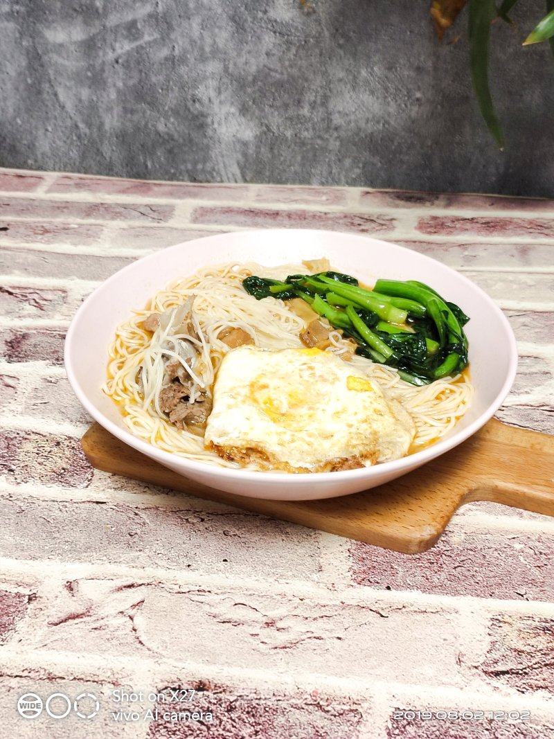 排骨鸡蛋面家常做法