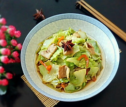 手撕包包菜，家常美食中的清新美味