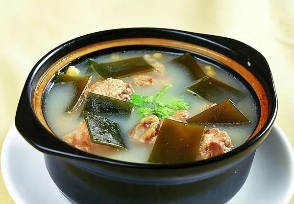 筒子骨炖豆腐海带，滋养身心的一锅好汤