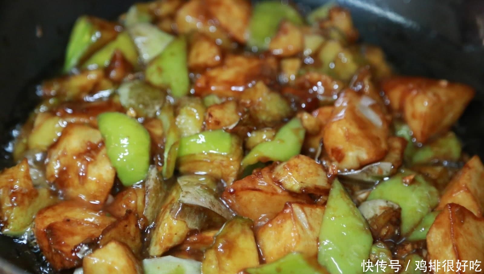 猪尾巴煮油豆腐，传统美食的醇厚滋味与家常做法