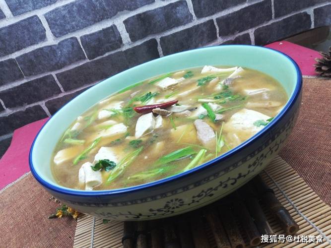 白豆豆腐，传统食材的现代魅力，家常做法与养生功效揭秘