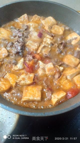 牛肉粒与豆腐的美食交融，营养丰富，美味易做