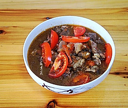 东北牛肉炖柿子，冬日里的温暖佳肴