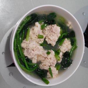 豆腐牛腩蔬菜汤，暖身养颜的鲜美佳肴