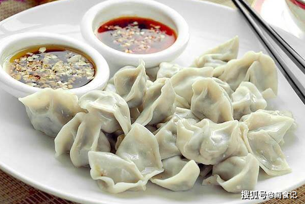 鲜美满口，鲜虾水饺馅的制作秘诀与营养解析