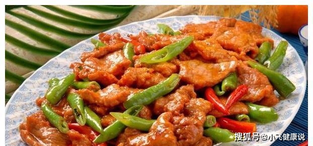 腌制线椒最简单方法，家常美味，唤醒味蕾的秘诀