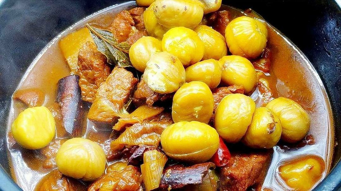美味传承，烧鸡翘的制作秘诀与营养价值解析