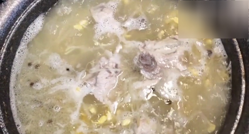 健胃消食排骨汤的做法