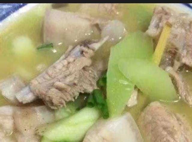 竹笋叶子汤的做法