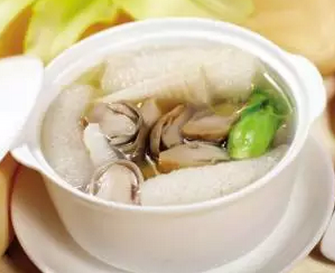 豆腐海鲜年糕煲汤，温暖冬日里的鲜美滋补