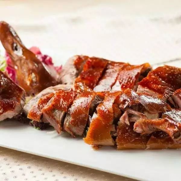 剃骨鸭，传统美食的魅力与家常做法解析