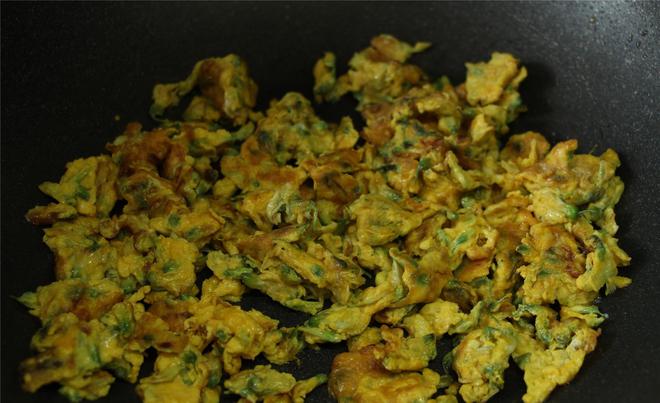 金钱炒鸡蛋做法