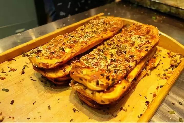 承德烧饼夹臭豆腐，传统美食的独特魅力与家常做法解析