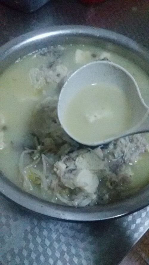 白鲫汤的家常做法
