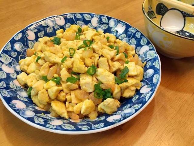 日式炒菜豆腐，鲜美口感，健康之选，轻松入门食谱大公开！