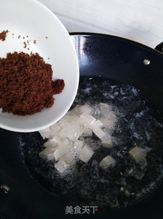 红糖豆腐醪糟汤，温暖身心的传统养生甜品