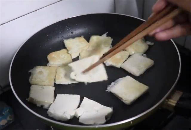 麻辣豆腐新吃法，不放猪肉，美味依旧