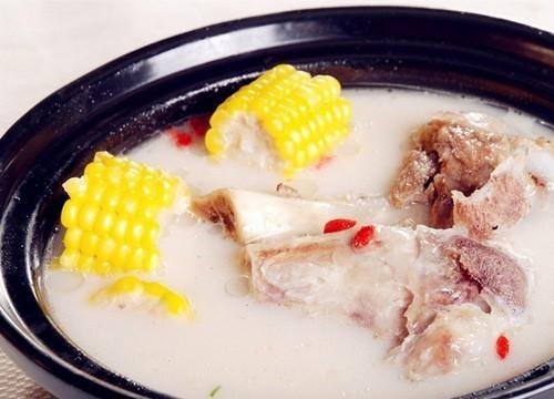 骨头煲老豆腐，滋养心灵的鲜美汤品