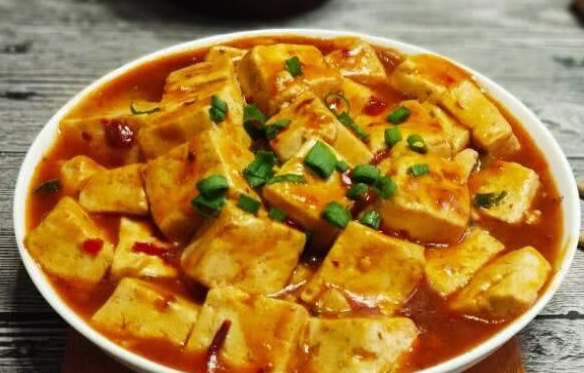 家常美食升级版，外卖肉末烧豆腐的逆袭之路