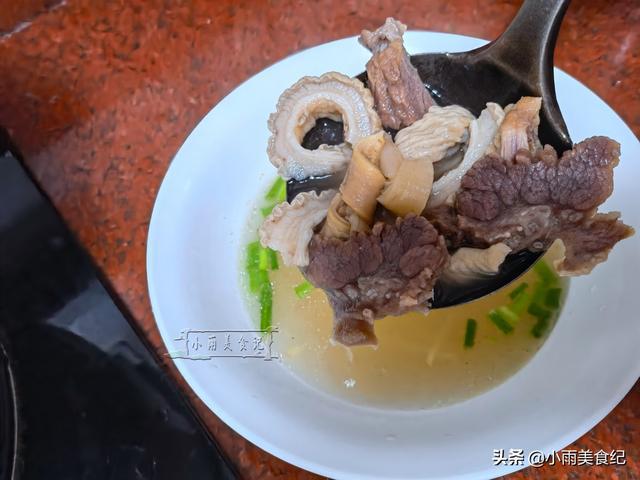武汉美食牛杂汤的做法