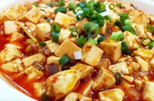 红烧菱形豆腐片的美味秘密，家常食谱新尝试