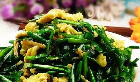 家常美味，韭菜拌豆腐丝，清爽开胃的营养佳肴