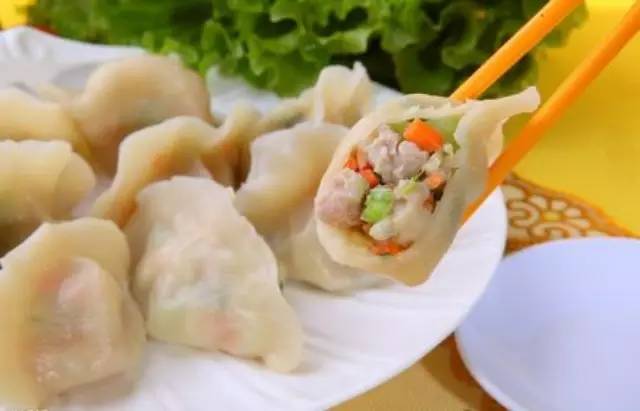 油豆腐素馅饺子，家常美食中的健康之选